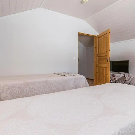 Loma-asunnot Sanninpirtti By Interhome